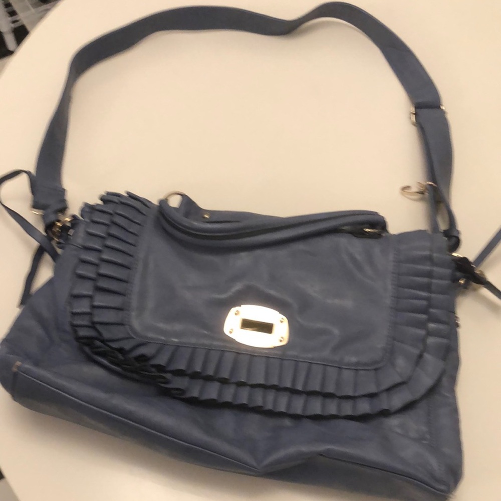 Double strap crossbody bag